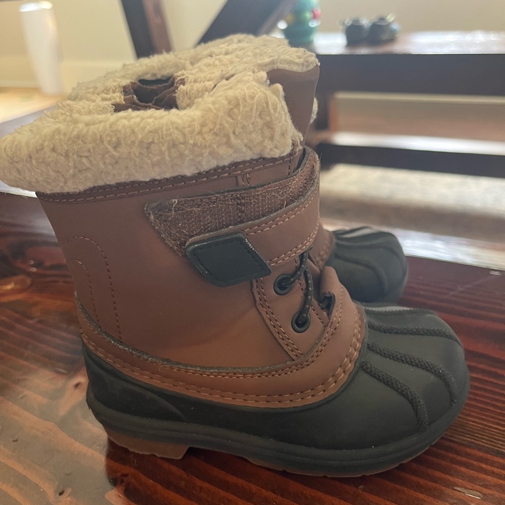 Cat & Jack Toddler Winter Boots - Picture 2 of 4